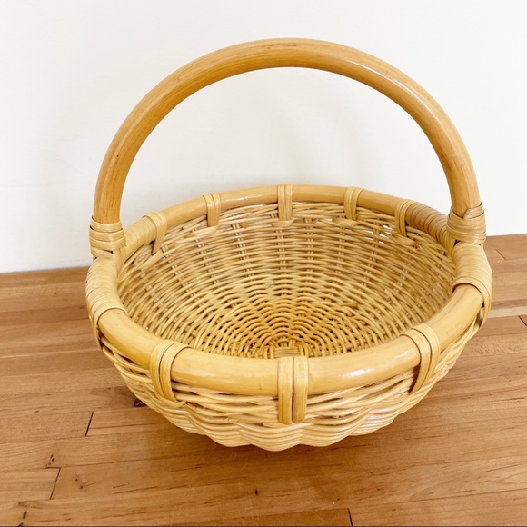 Vintage Bamboo Handle & Detail Straw Basket